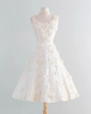 Vintage White 3D Grapes Applique Design A-Line Short Homecoming Dress Party Dress HZ1024