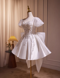 Elegant White Embroidery Beaded Bow Design A-line Spaghetti Strap Short Homecoming Dress HZ1024