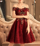 Vintage Burgundy Floral Applique Off-the-shoulder Design A-line Tulle Party Dress Homecoming Dress HZ1024