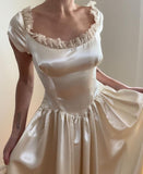 Vintage Ivory Satin Sleeveless A-Line Wedding Dress HZ1024