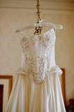Ivory Vintage Strapless A-Line Wedding Dress with Train HZ1024