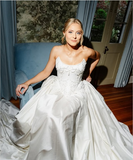 Ivory Vintage Strapless A-Line Wedding Dress with Train HZ1024