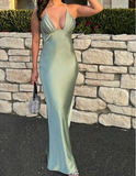 Sexy Green Satin Low Cut Halter Neck Mermaid Prom Dress Evening Dress HZ1024