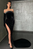 Vintage Black Sheath Velvet Prom Dress Off-the-shoulder Evening Gown High Slit Party Dress Long Formal Dress HZ1024