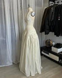 Vintage White Lace Sleeveless Halter Neck Wedding Dress Evening Gown HZ1024
